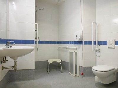 projektowania toalet dla osób niepełnosprawnych
